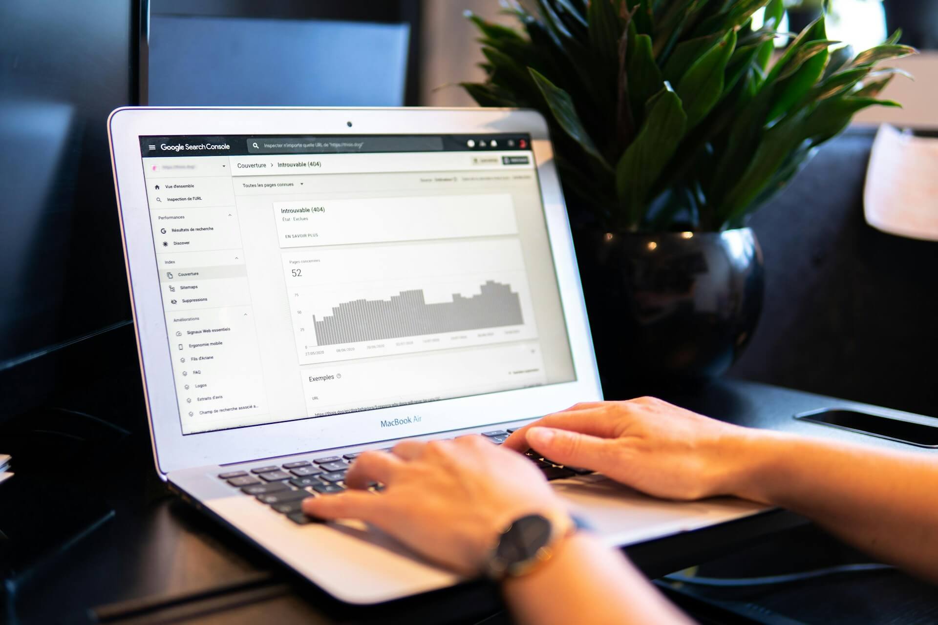Google Search Console and how to find your sitemap (Photo by: Myriam Jessier, Unsplash)